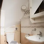 Semesterbostad Mimosa Cozy Maisonette *