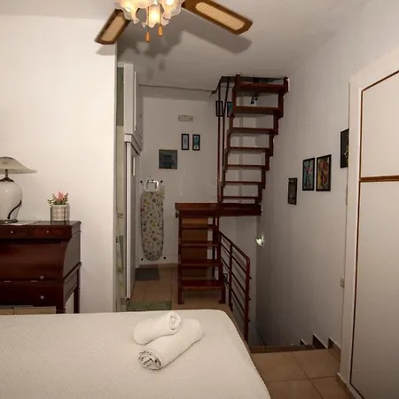 Holiday home Mimosa Cozy Maisonette *