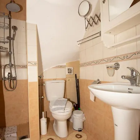 Mimosa Cozy Maisonette Holiday home *